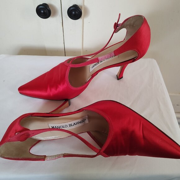 Manolo Blahnik red silk shoes - Picture 1 of 1